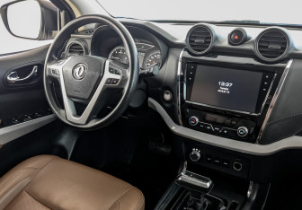 Подержанный автомобиль DongFeng DF6 2022 года (29 фото)