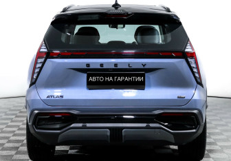 Подержанный автомобиль Geely Atlas 2024 года (6 фото)