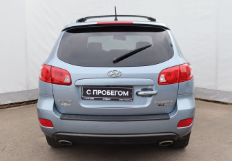 Подержанный автомобиль Hyundai Santa Fe 2007 года (5 фото)