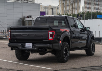 Подержанный автомобиль Ford F-150 2021 года (6 фото)