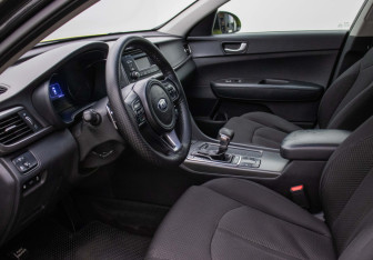 Подержанный автомобиль Kia Optima Sedan 2016 года (9 фото)