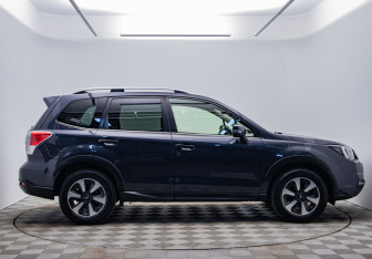 Подержанный автомобиль Subaru Forester Suv 2016 года (4 фото)