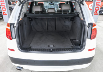 Подержанный автомобиль BMW X3 2014 года (9 фото)