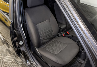 Подержанный автомобиль LADA (ВАЗ) Granta Sedan 2023 года (22 фото)