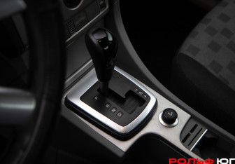 Подержанный автомобиль Ford Focus Sedan 2009 года (15 фото)