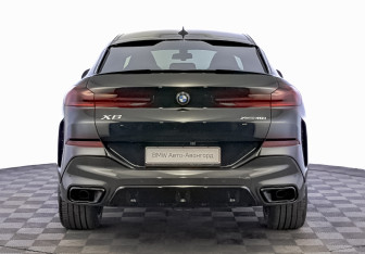 Подержанный автомобиль BMW X6 2021 года (6 фото)