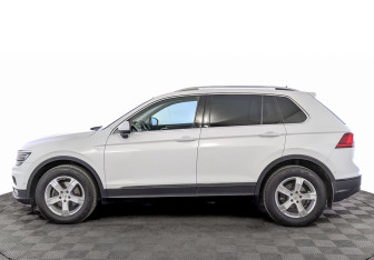 Подержанный автомобиль Volkswagen Tiguan 2018 года (8 фото)