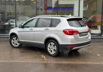 Подержанный автомобиль Haval H6 2019 года (6 фото)