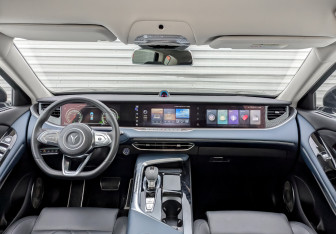 Подержанный автомобиль Voyah Free 2022 года (14 фото)