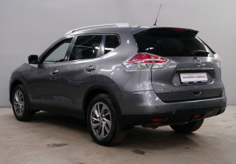 Подержанный автомобиль Nissan X-Trail 2016 года (5 фото)