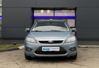 Подержанный автомобиль Ford Focus Hatchback 2010 года (2 фото)