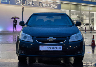 Подержанный автомобиль Chevrolet Epica 2010 года (2 фото)