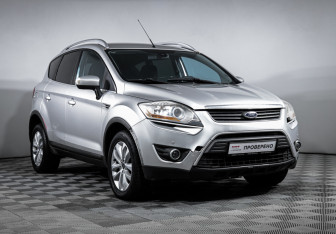 Подержанный автомобиль Ford Kuga 2010 года (3 фото)