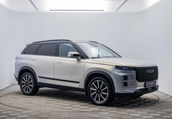 Подержанный автомобиль Jaecoo J7 2024 года (3 фото)