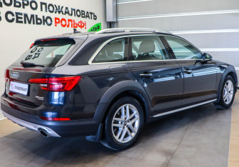 Подержанный автомобиль Audi A4 allroad 2017 года (4 фото)