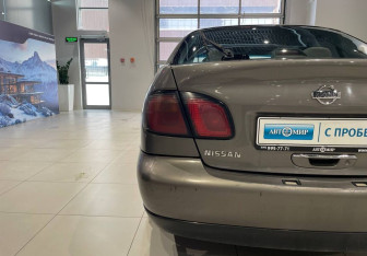 Подержанный автомобиль Nissan Primera Wagon 2001 года (8 фото)