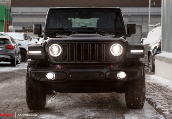 Новый Jeep Wrangler 2025 (5 фото)