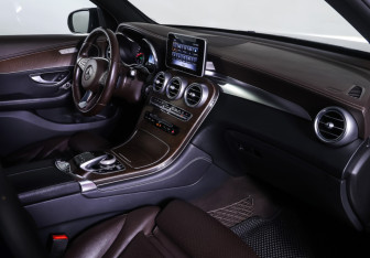 Подержанный автомобиль Mercedes-Benz GLC Coupe 2017 года (10 фото)