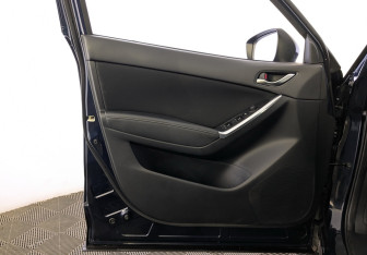 Подержанный автомобиль Mazda CX-5 2015 года (19 фото)