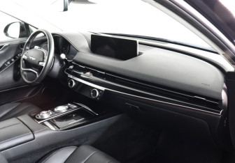 Подержанный автомобиль Genesis G80 2021 года (10 фото)