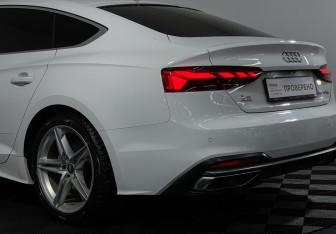 Подержанный автомобиль Audi A5 Liftback 2021 года (19 фото)