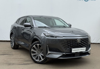 Подержанный автомобиль Changan UNI-K 2023 года (3 фото)