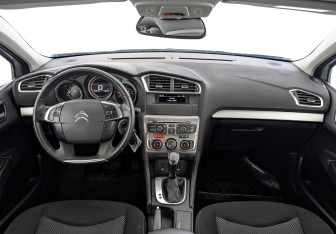 Подержанный автомобиль Citroen C4 Sedan 2020 года (14 фото)