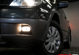 Подержанный автомобиль Mitsubishi Outlander 2006 года (22 фото)