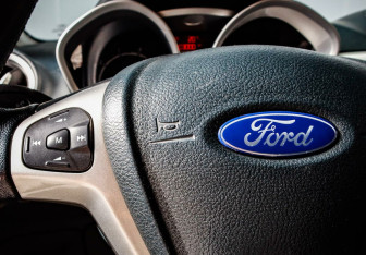 Подержанный автомобиль Ford Fiesta Hatchback 2012 года (7 фото)