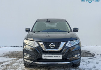 Подержанный автомобиль Nissan X-Trail 2019 года (2 фото)