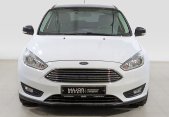 Подержанный автомобиль Ford Focus Hatchback 2019 года (2 фото)