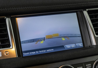 Подержанный автомобиль Land Rover Range Rover Sport 2010 года (17 фото)