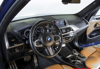 Подержанный автомобиль BMW X3 2018 года (21 фото)