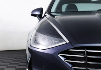 Подержанный автомобиль Hyundai Sonata 2020 года (23 фото)