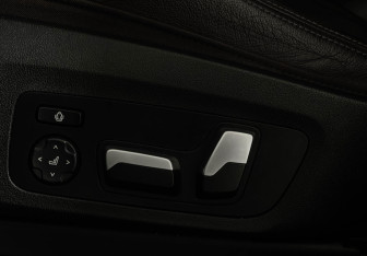 Подержанный автомобиль BMW X3 2021 года (17 фото)