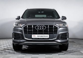 Подержанный автомобиль Audi Q7 2021 года (2 фото)