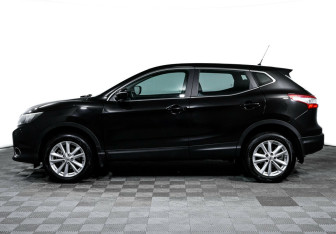 Подержанный автомобиль Nissan Qashqai 2014 года (3 фото)