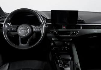 Подержанный автомобиль Audi A5 Liftback 2020 года (12 фото)