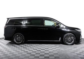 Подержанный автомобиль Voyah Dream 2023 года (4 фото)