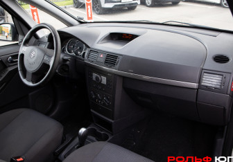 Подержанный автомобиль Opel Meriva 2008 года (7 фото)
