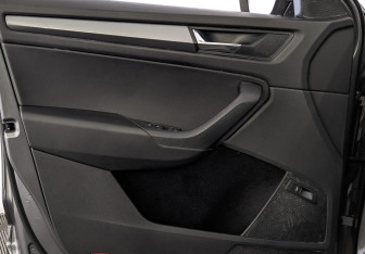 Подержанный автомобиль Skoda Kodiaq 2019 года (19 фото)