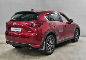 Подержанный автомобиль Mazda CX-5 2018 года (5 фото)