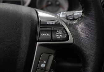 Подержанный автомобиль Honda Pilot 2013 года (20 фото)