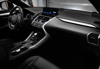 Подержанный автомобиль Lexus NX 2017 года (26 фото)