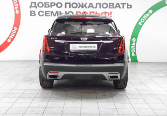 Подержанный автомобиль Cadillac XT5 2020 года (5 фото)