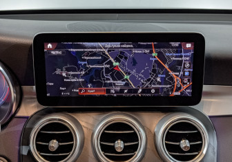 Подержанный автомобиль Mercedes-Benz GLC Coupe 2021 года (17 фото)