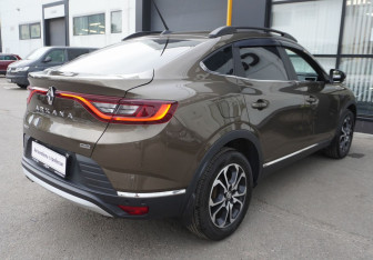 Подержанный автомобиль Renault Arkana 2019 года (5 фото)