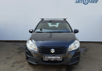 Подержанный автомобиль Suzuki SX4 Hatchback 2014 года (2 фото)