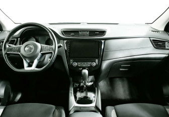 Подержанный автомобиль Nissan Qashqai 2020 года (9 фото)