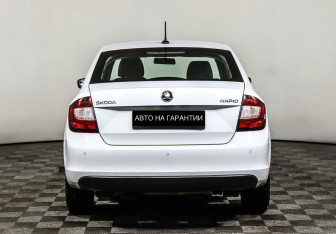 Подержанный автомобиль Skoda Rapid Liftback 2019 года (4 фото)
